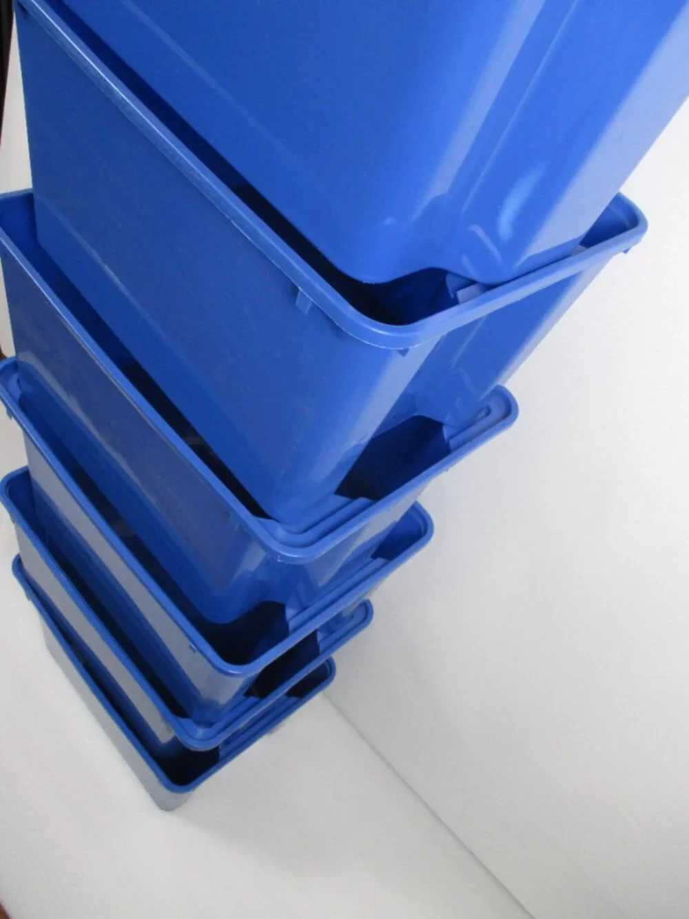 3 IKEA BLUE 